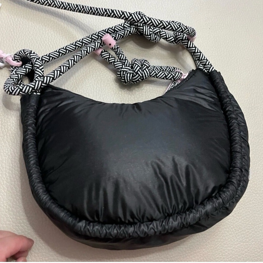 Wildfox Black Shoulder/crossbody Bag with Patterned Straps - Picture 8 of 8